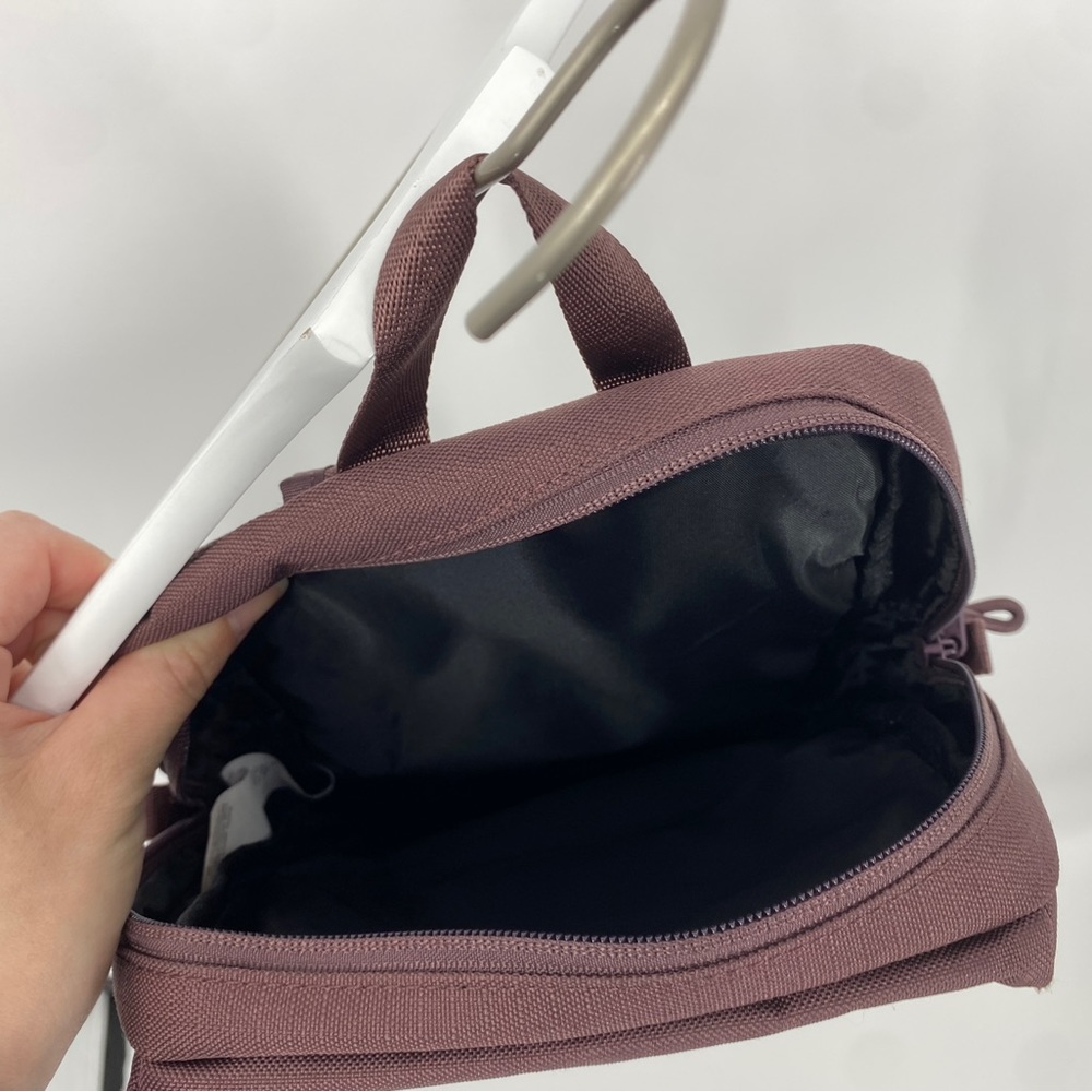 Levi’s Cross Body Mini Backpack - Picture 5 of 9